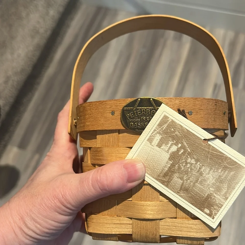 Peterboro Basket Co Woven Hand Crafted Country Tuscan Cottage Farmhouse Basket